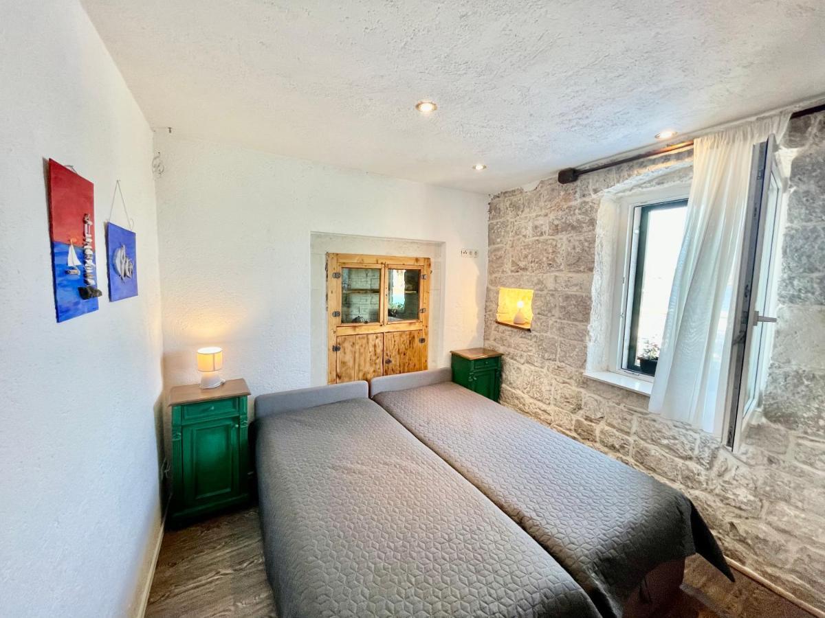 Apartments Trapula Šibenik Eksteriør bilde
