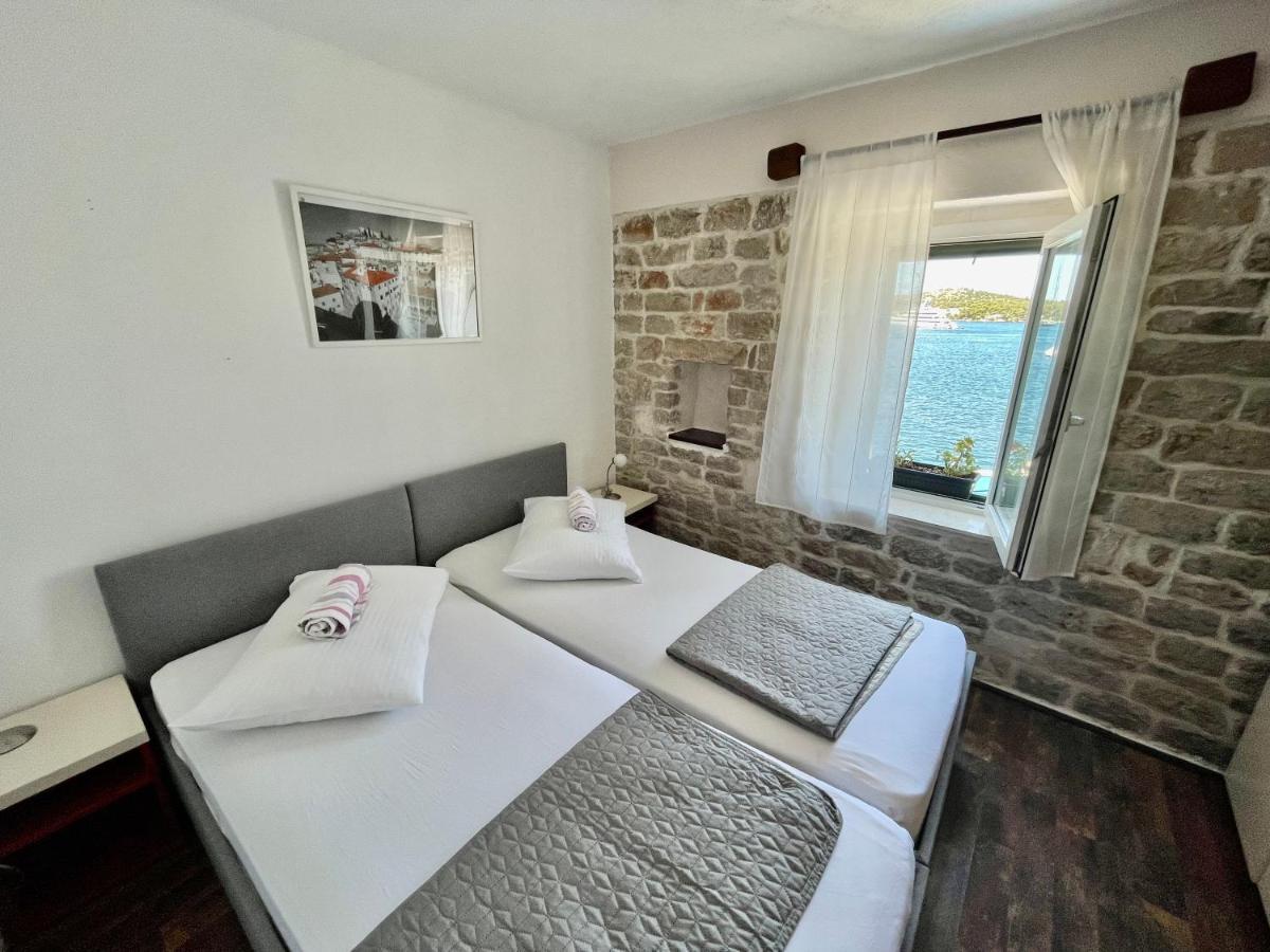 Apartments Trapula Šibenik Eksteriør bilde