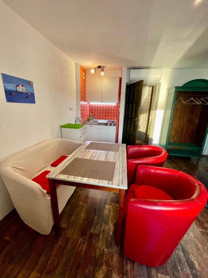 Apartments Trapula Šibenik Eksteriør bilde