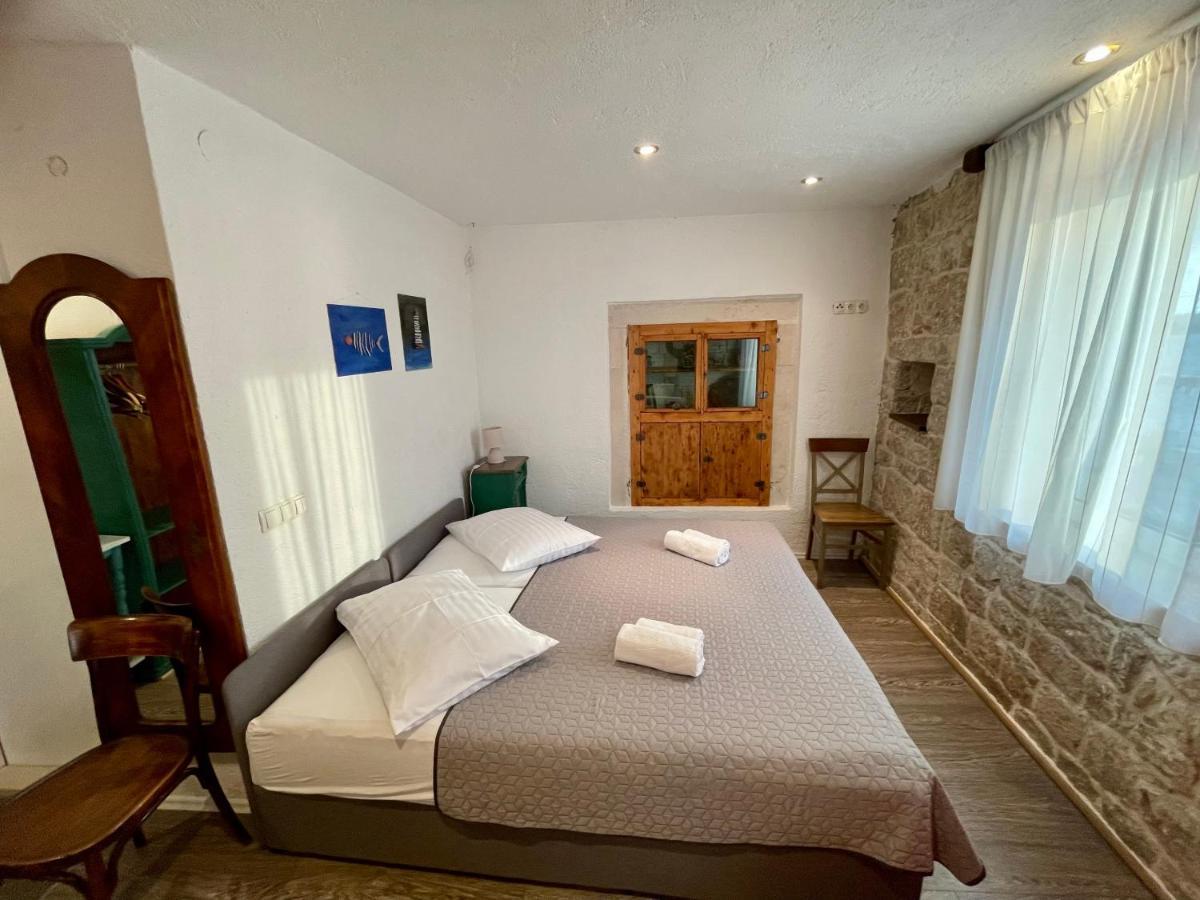 Apartments Trapula Šibenik Eksteriør bilde
