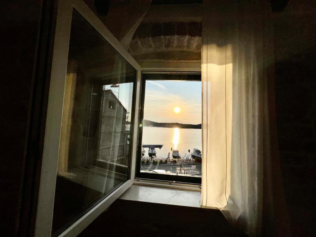 Apartments Trapula Šibenik Eksteriør bilde