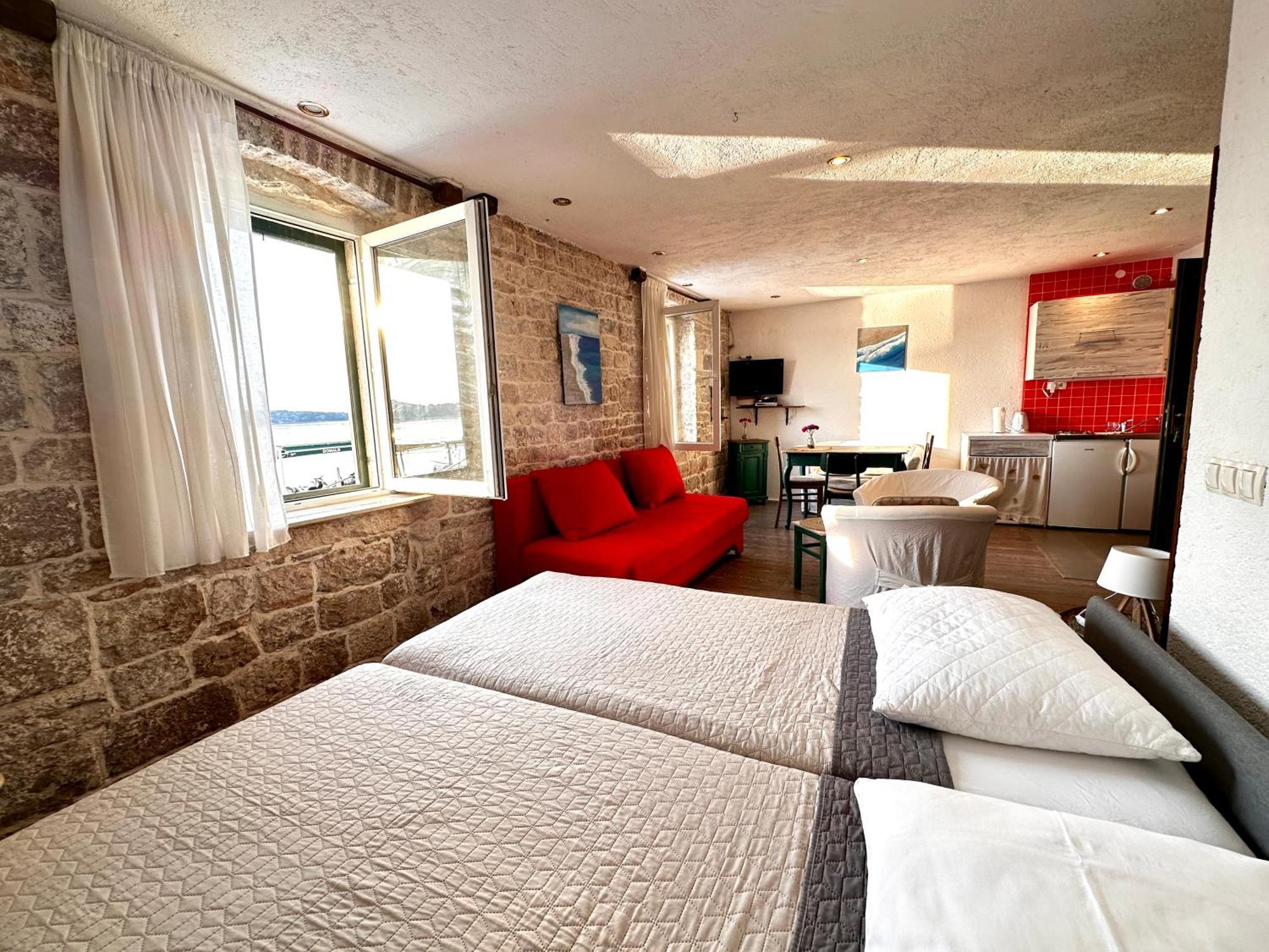 Apartments Trapula Šibenik Eksteriør bilde