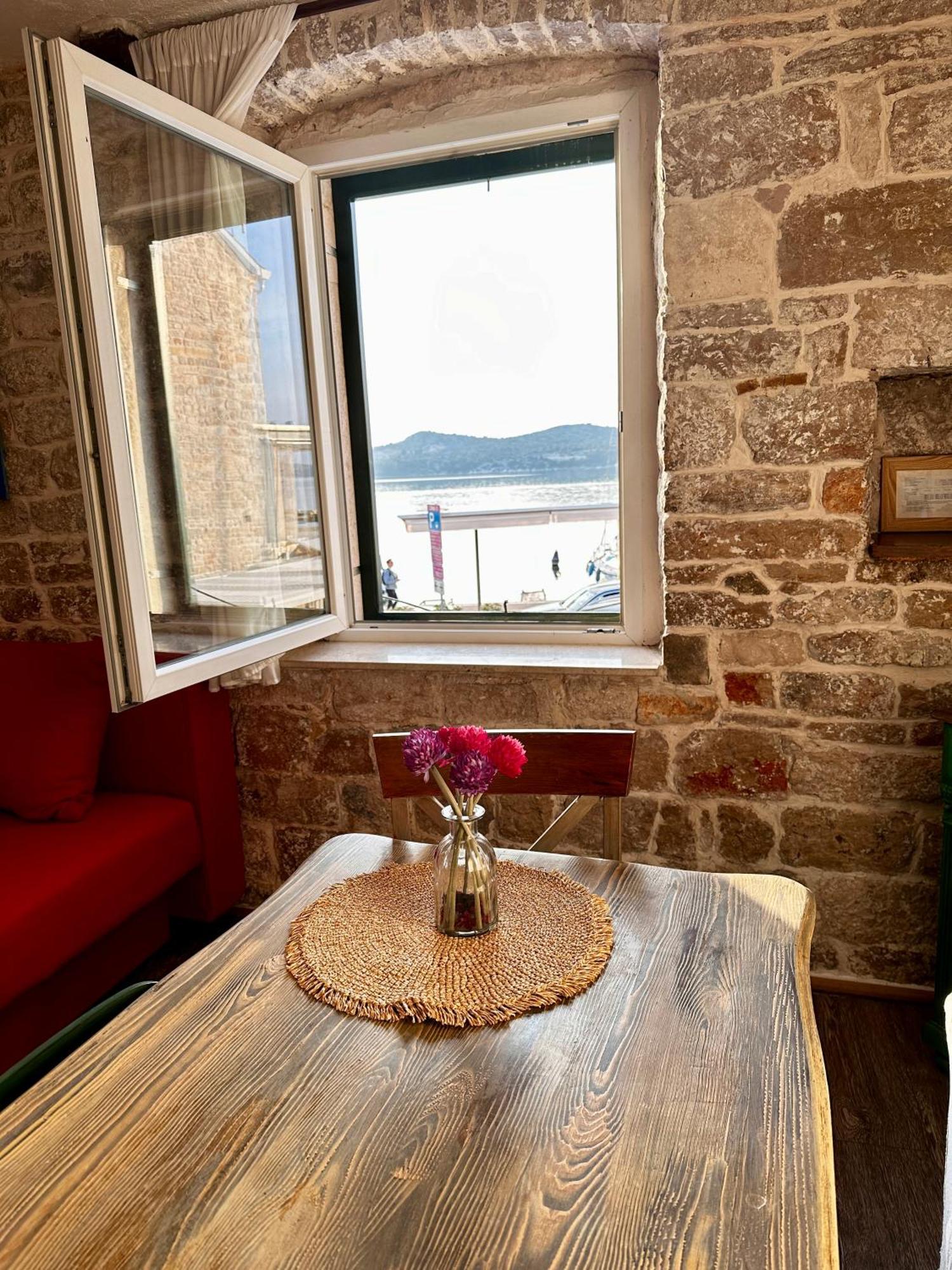 Apartments Trapula Šibenik Eksteriør bilde